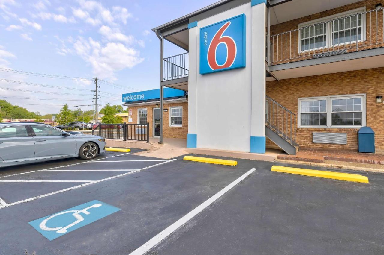 Motel 6-Falls Church, Va - Arlington Boulevard ภายนอก รูปภาพ
